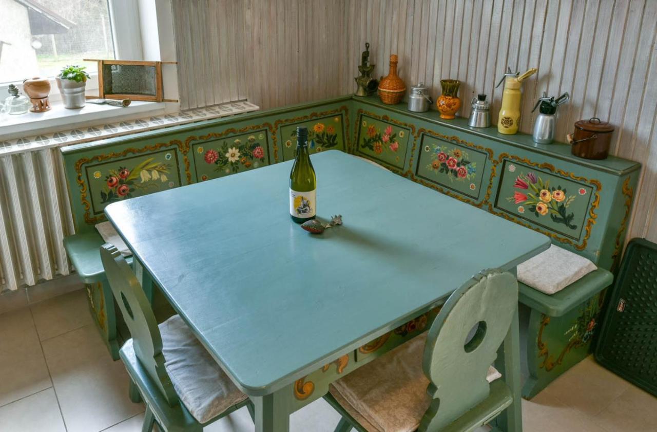 Halhaza Erdeszlak Apartment
