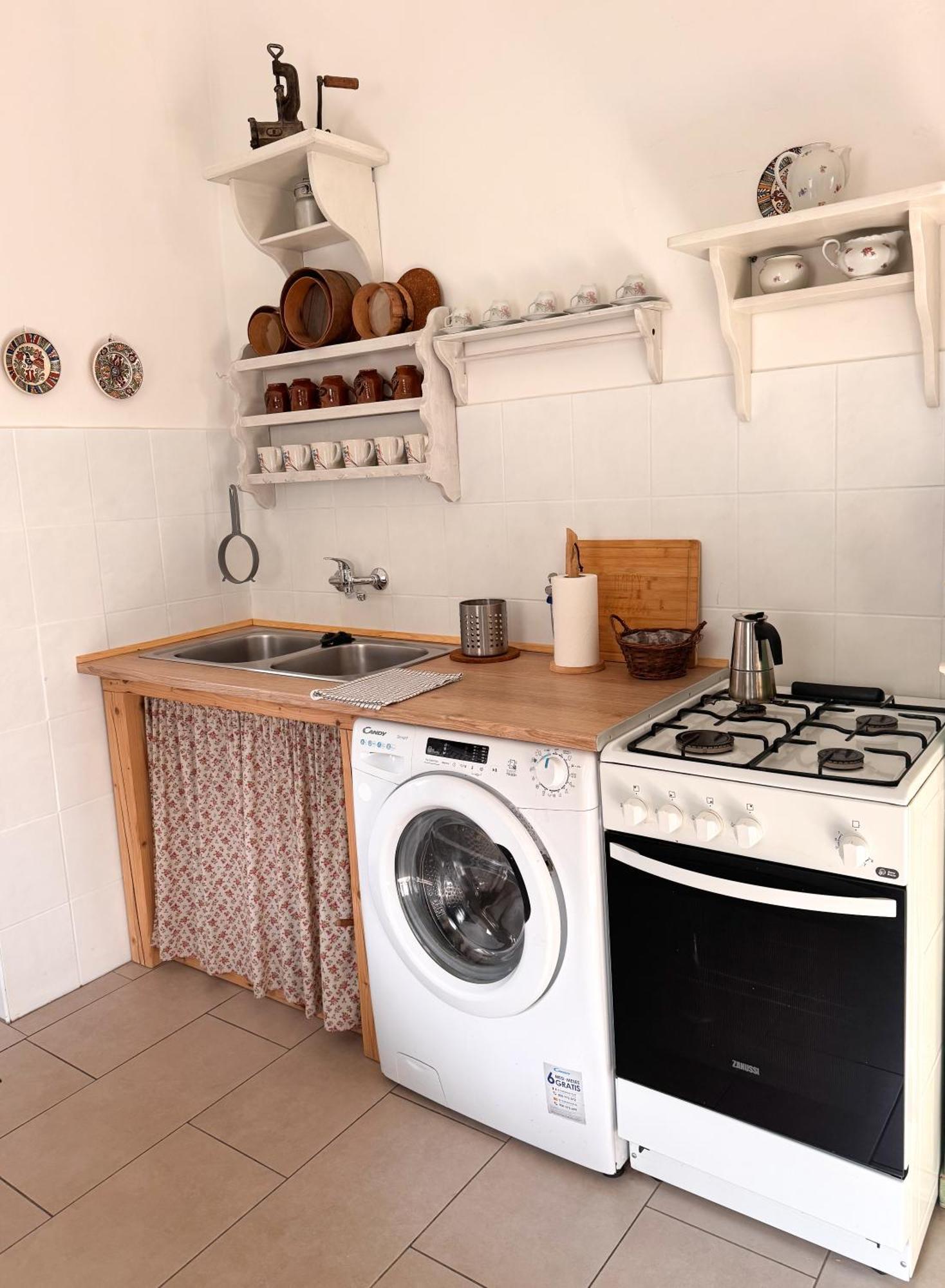 Halhaza Erdeszlak Apartment